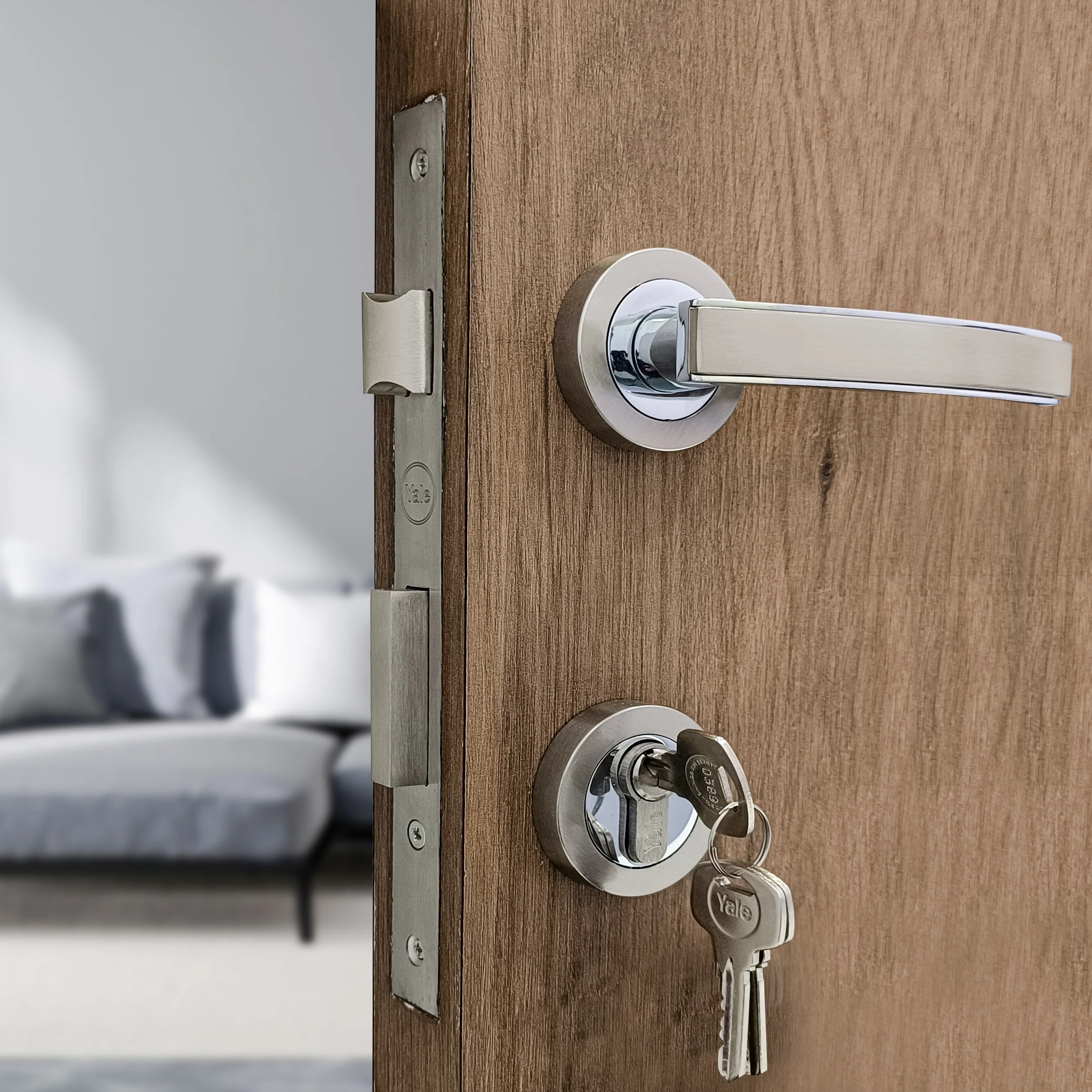 SM-04-01-01 Yale SM series Mortise Lock Comboset, Cylinder with Knob inside and keys Outside, SS Finish