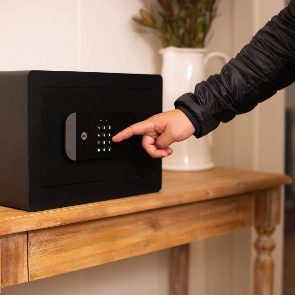 YSS/250/EB1 Smart Digital Safe Locker-Home, PIN, Black, Mobile APP - Image 3